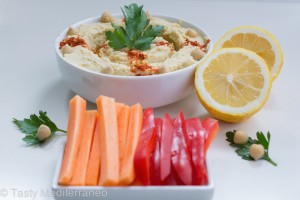 Tasty Mediterraneo Hummus Raw Vegetables Recipe 300x200 